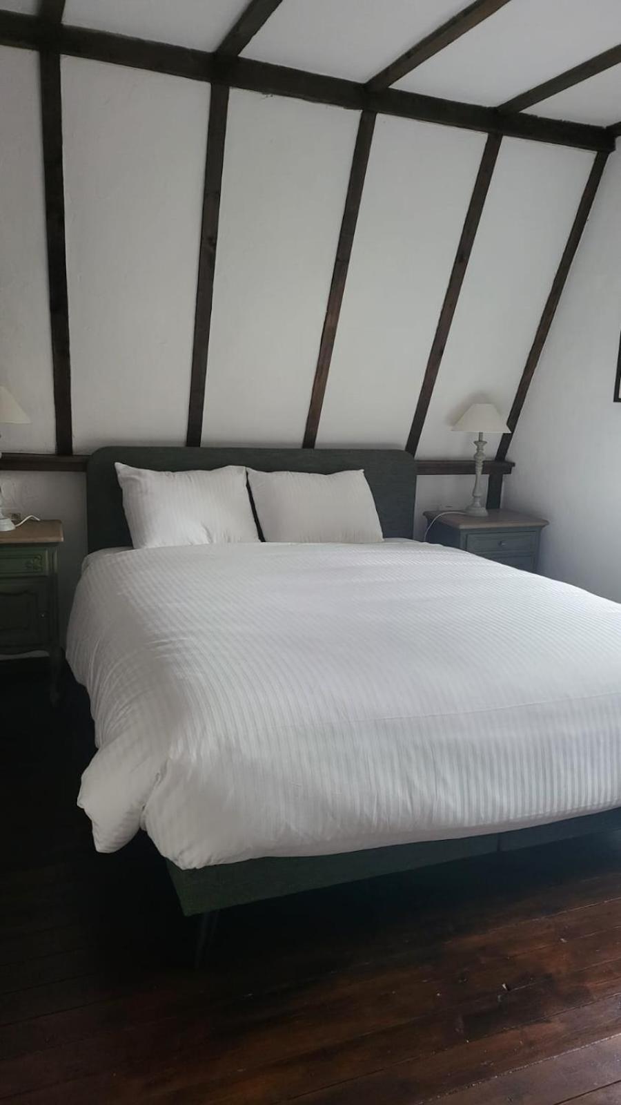 Hotel De Pelgrim à Tongres Extérieur photo